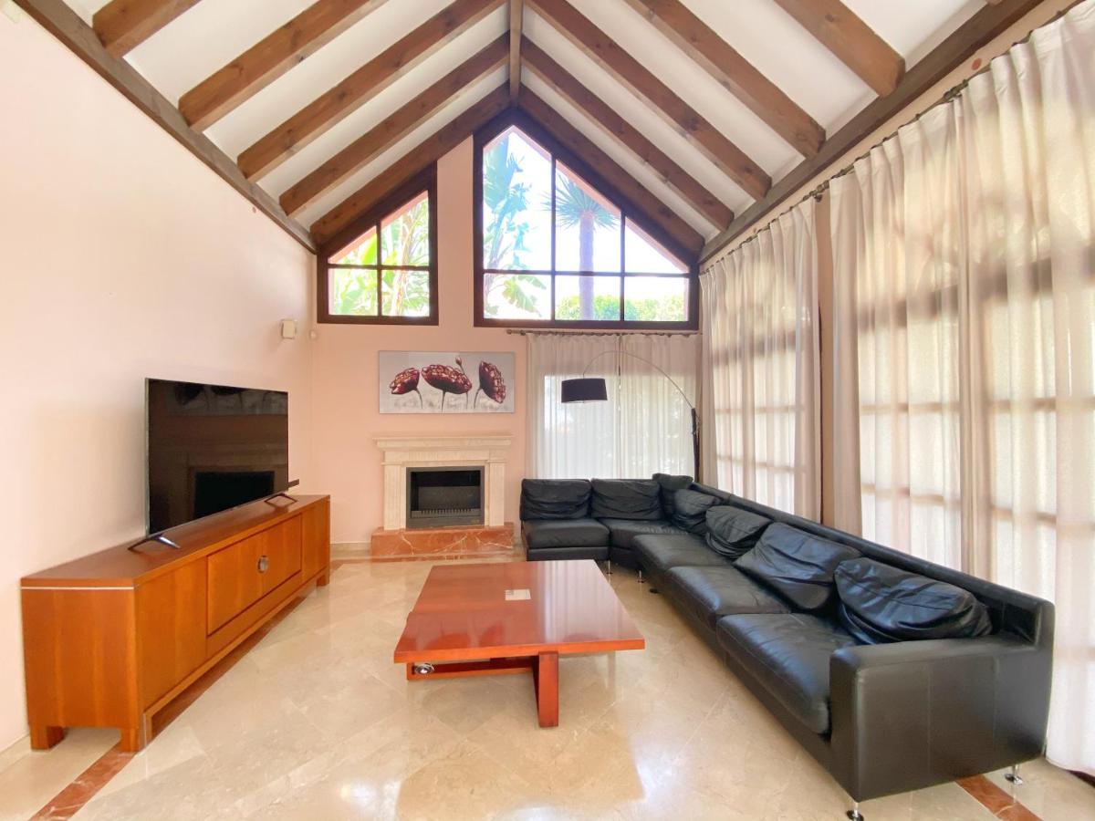 Villa Golden Mile *