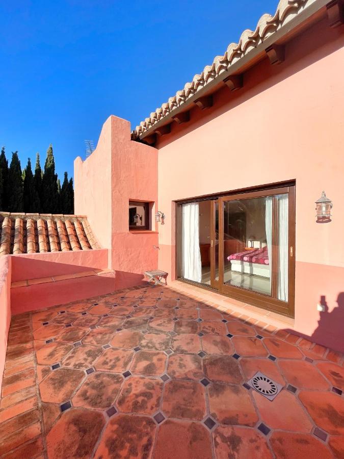 Golden Mile Villa